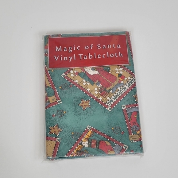 VTG 1998 Dayton Hudson Magic of Santa Vinyl Tablecloth Green Stockings Oblong - Picture 1 of 7